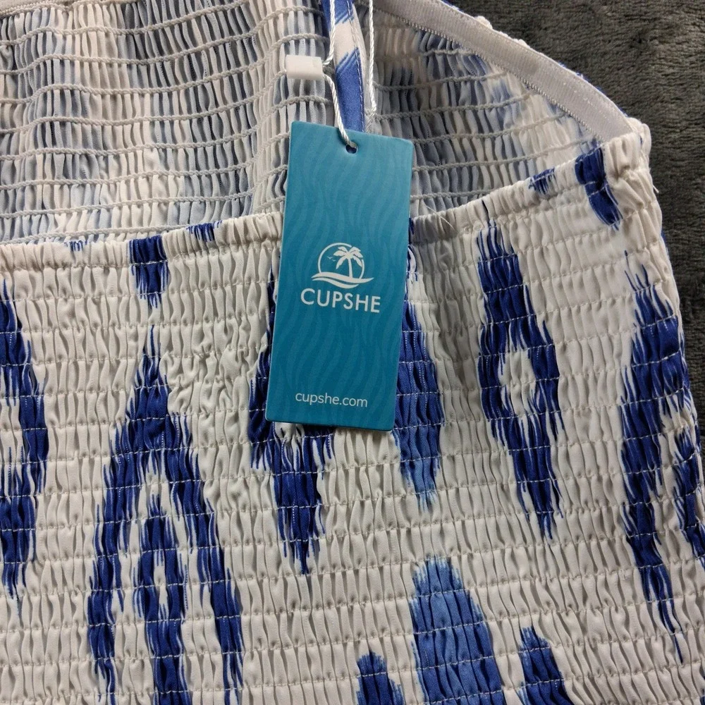 NWT Cupshe Maxi Dress Womens Medium Blue White Ikat Smocked Tiered Boho - Picture 6 of 9